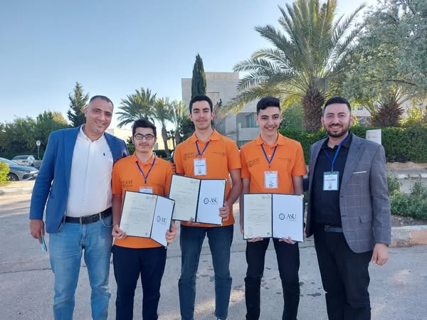 المدارس العمرية
