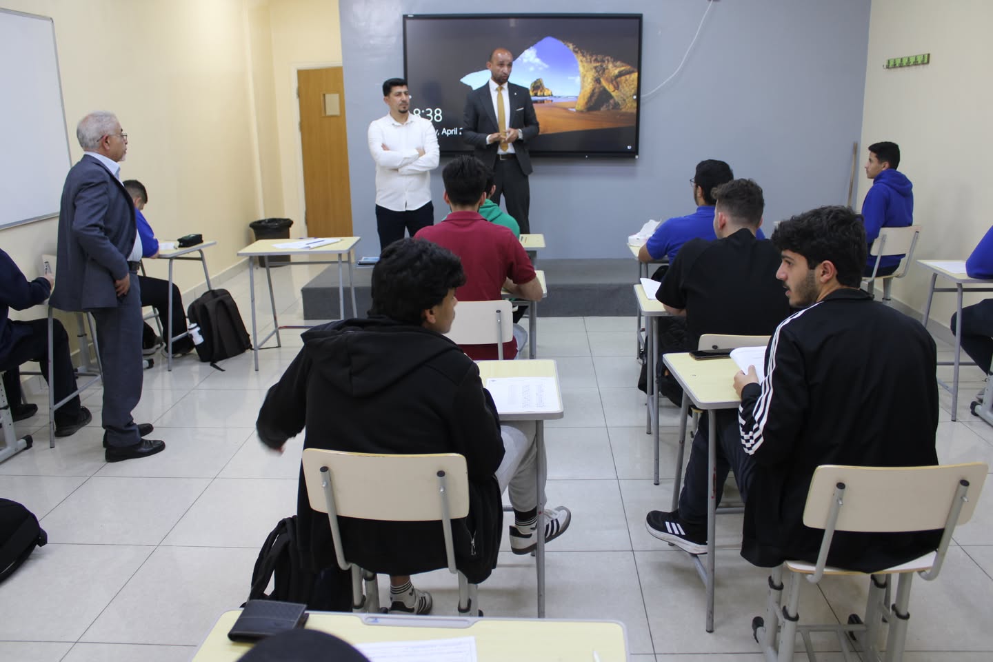 Al Omareh School