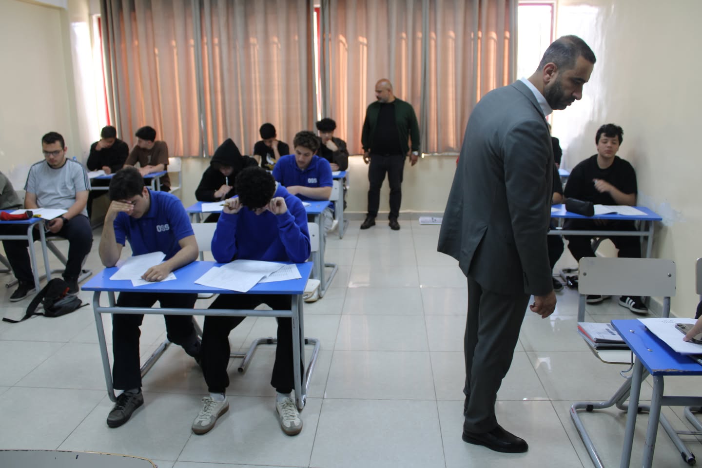 Al Omareh School