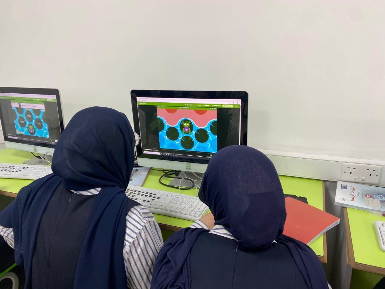 المدارس العمرية