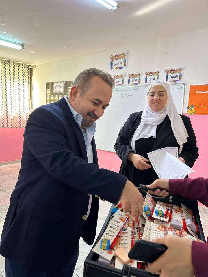 مدارس الفريد النموذجية