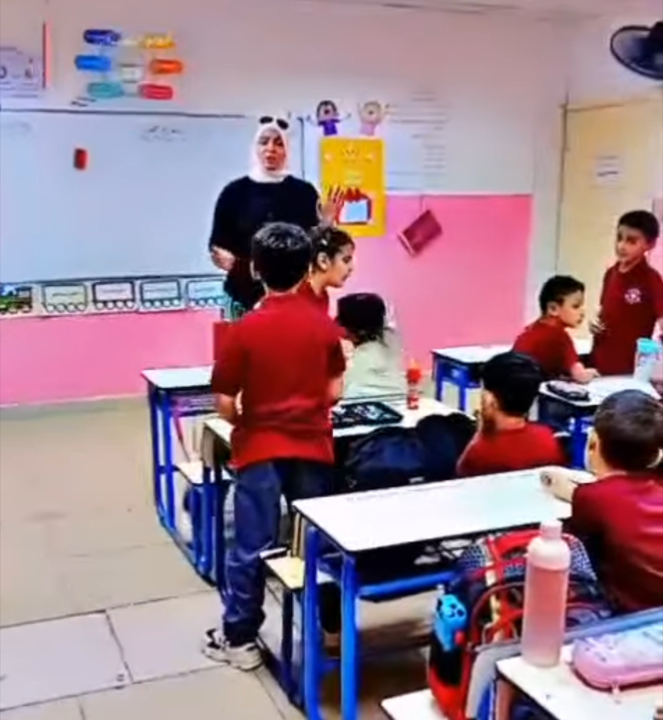 سلسلة حصص العلاج بالفن في القسم التأسيسي