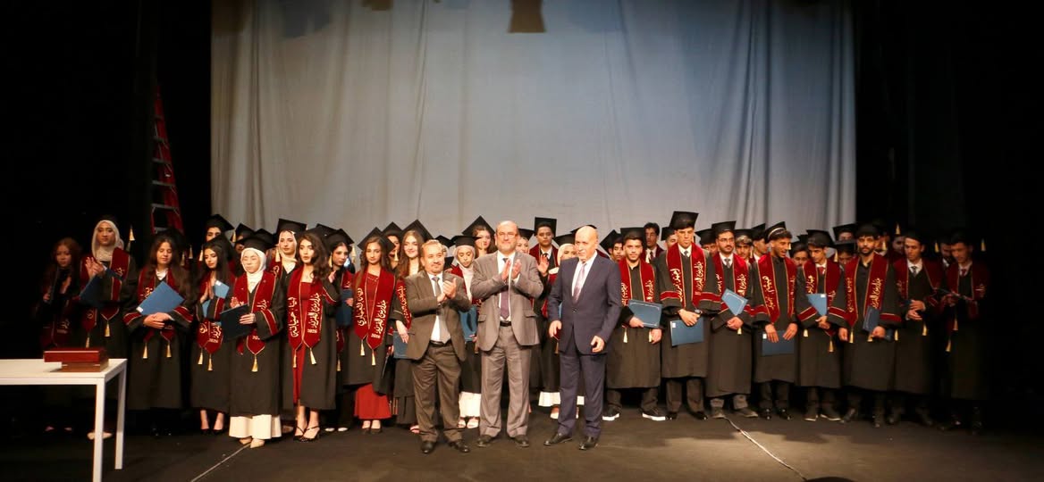 مدارس الفريد النموذجية