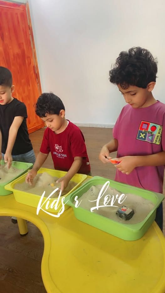 Kids R LOVE