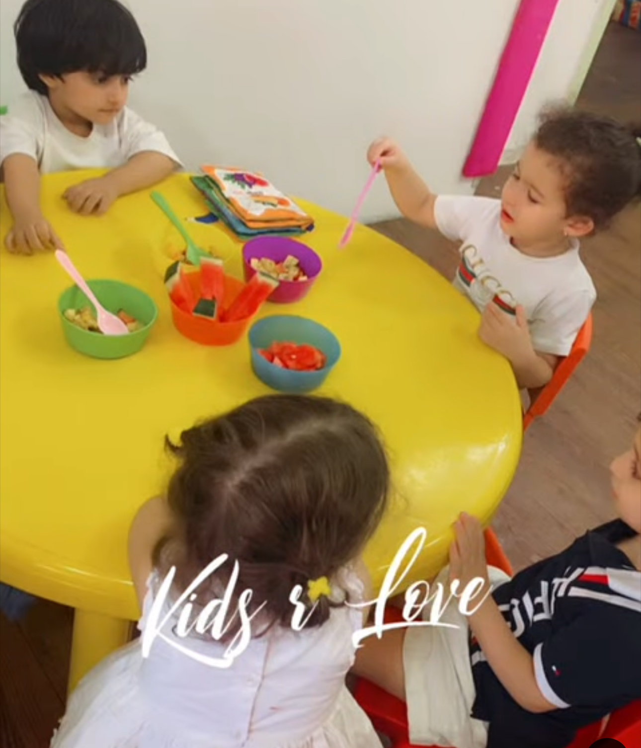 Kids R LOVE