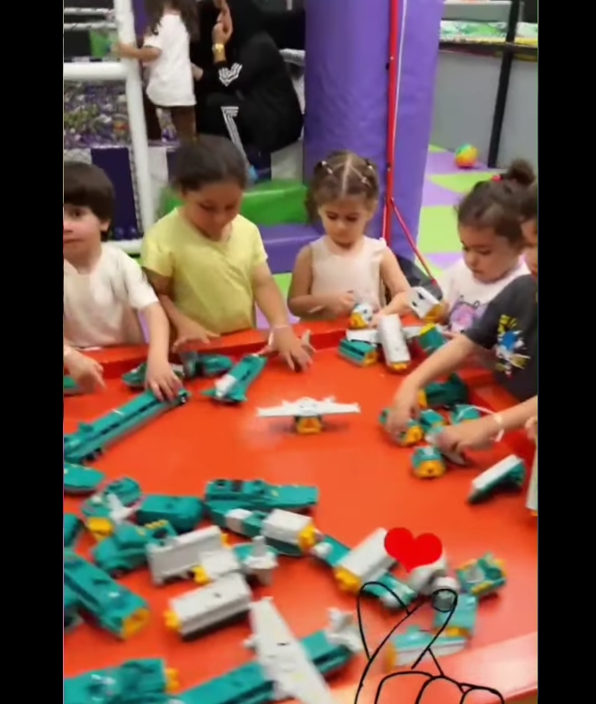 Kids R LOVE