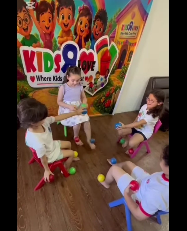 Kids R LOVE