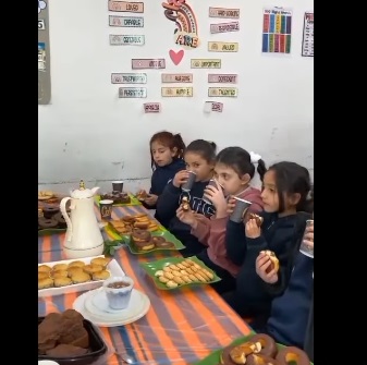 حفلة الشاي وأجواء لا تنسى